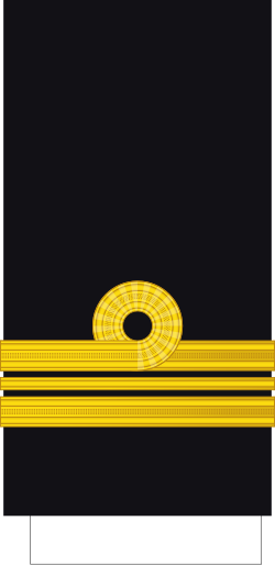 Capitão de Corveta naval sleeve insignia