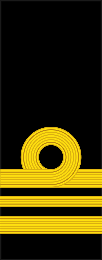 Royal Canadian Navy Lieutenant-Commander rank insignia