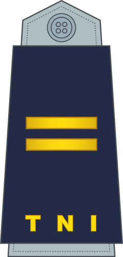 Letnan Satu shoulder/sleeve insignia