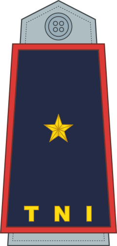 Laksamana Pertama shoulder/sleeve insignia